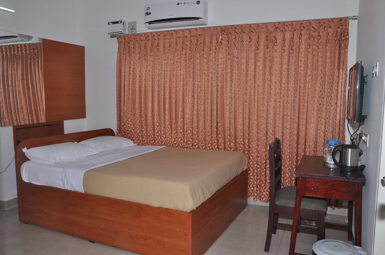 Hotel Surag Residency Tiruchirappalli Esterno foto