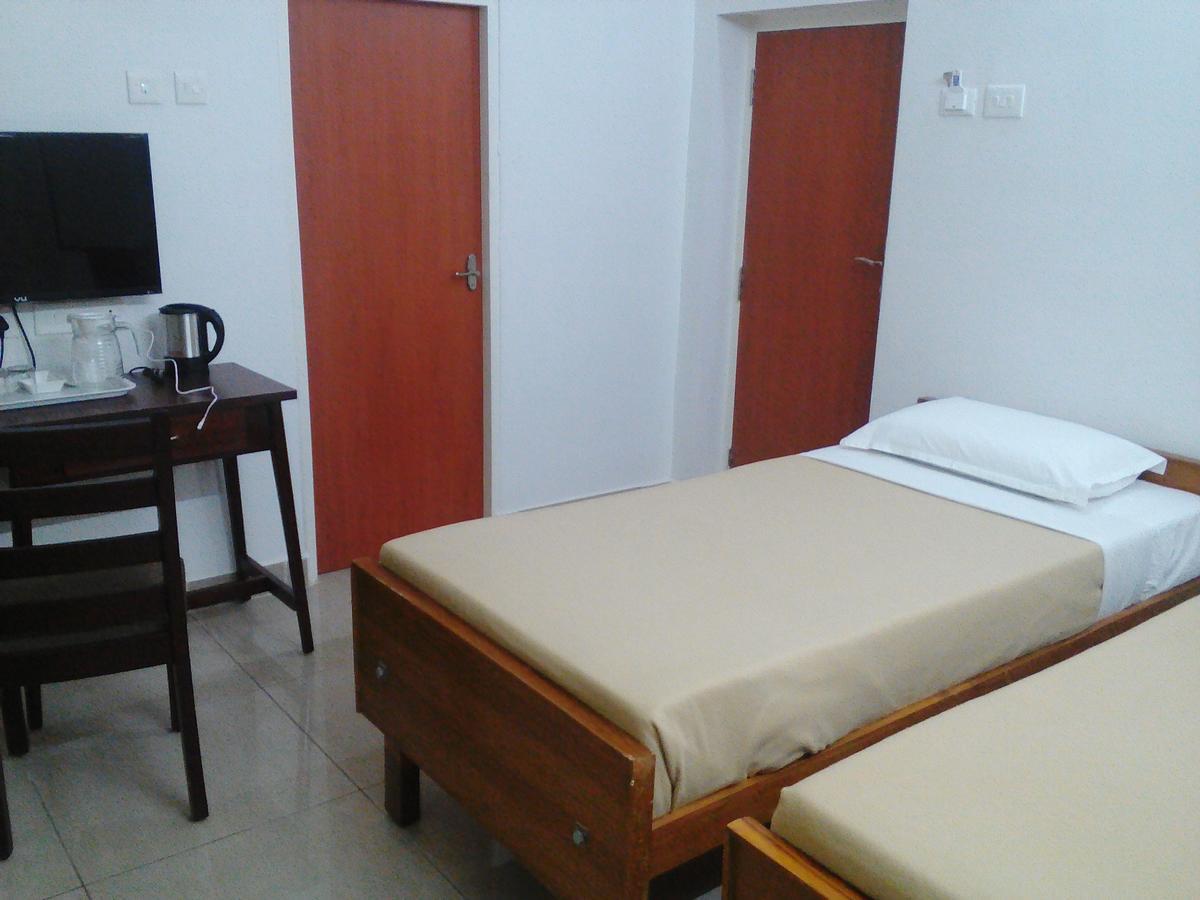 Hotel Surag Residency Tiruchirappalli Esterno foto