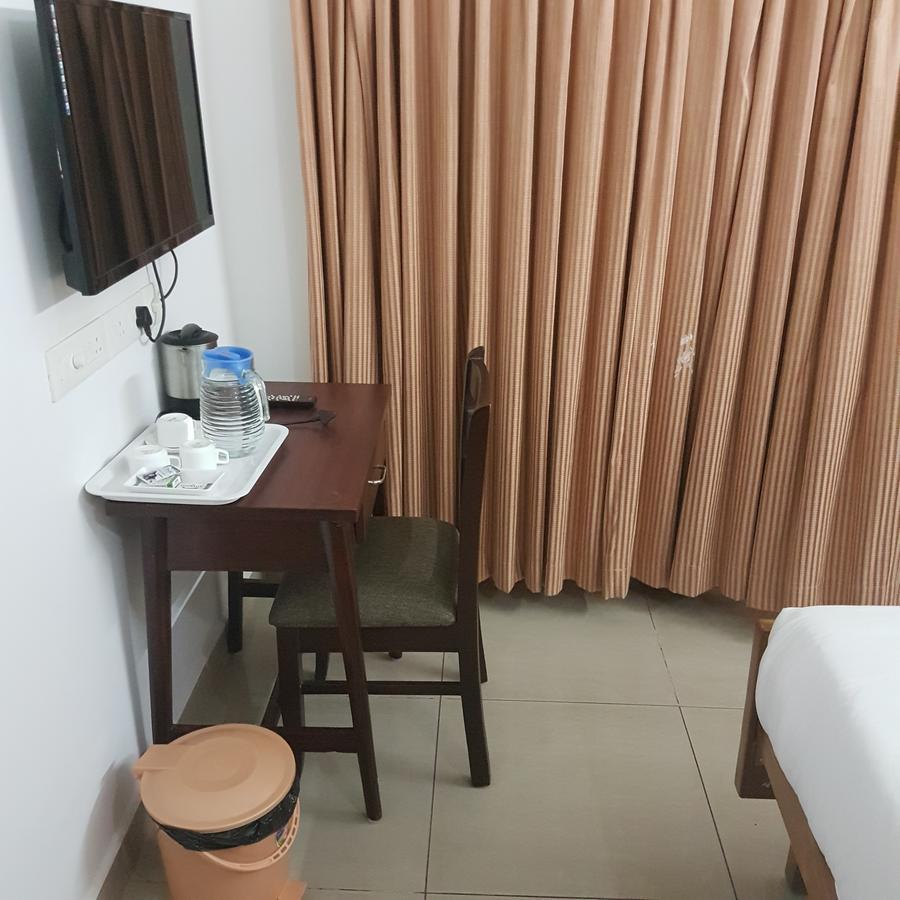 Hotel Surag Residency Tiruchirappalli Esterno foto